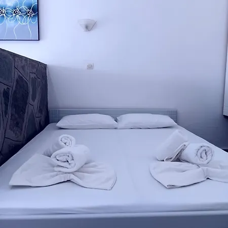 Ena-lia