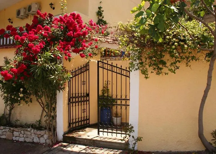 Ena-lia Διαμέρισμα *